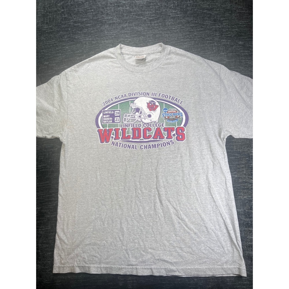 TCX Apparel T-Shirt Mens XL Gray Linfield Wildcats 2004 National Champions NCAA